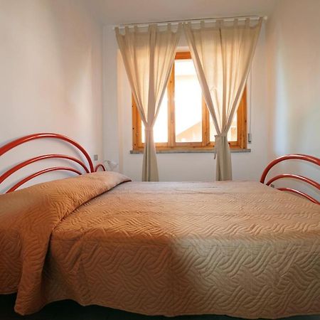 Appartamenti Campeggio Del Forte มารินา ดิ บิบโบนา ภายนอก รูปภาพ